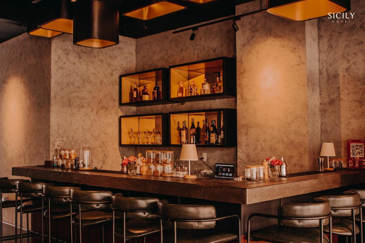 Sicily Hotel 두옹 동 외부 사진